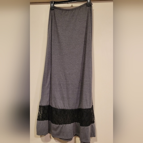 Dynamite women's grey maxi skirt with black lace - Picture 1 of 4